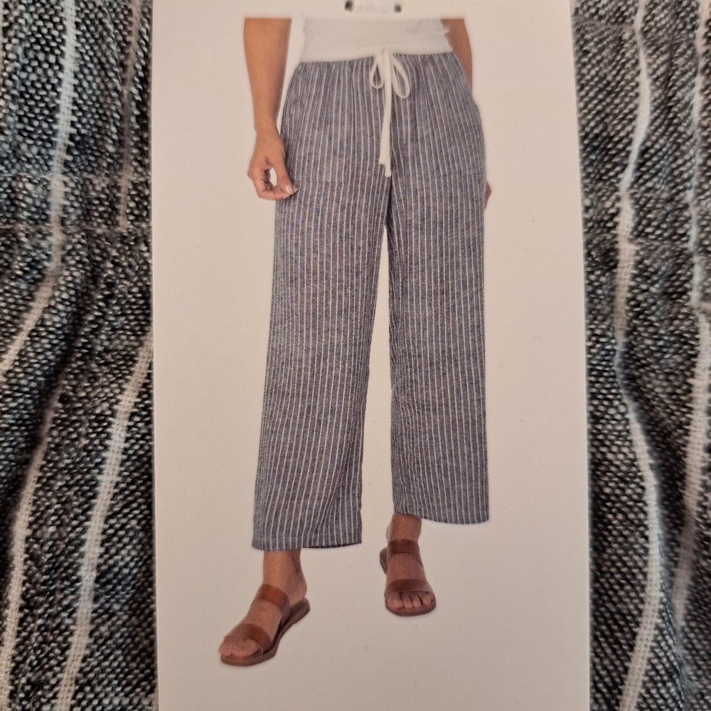 Roxy Women Pants L Black NWT Linen Blend Crop Pinstripe 1782-238